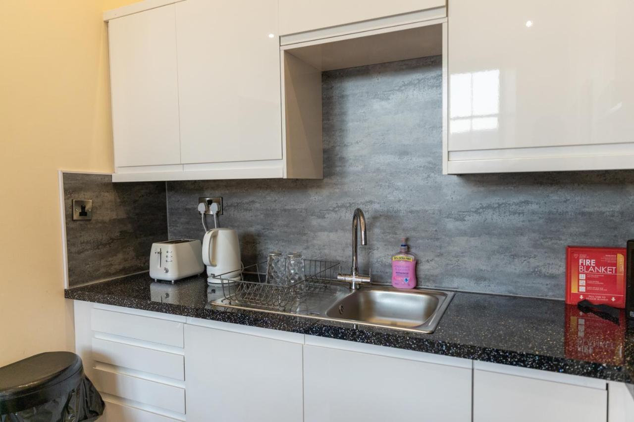 New 2 Bed Apartment With Stunning Views Of Arthur Seat Mountain Edinburgh Exterior photo